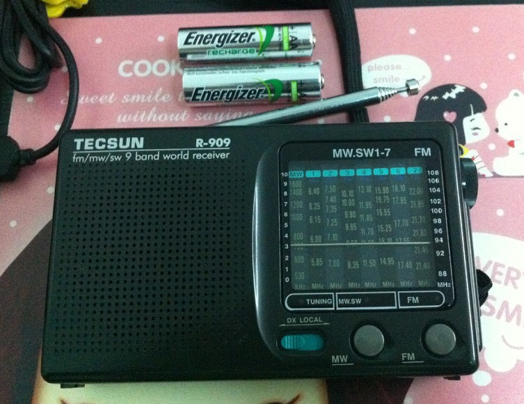 收音机第一品牌 德生牌 收音机 经典款